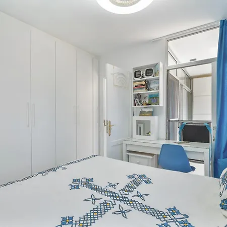 Апартаменты Apto Feliz-los Cristianos Beach, Pool & Center *