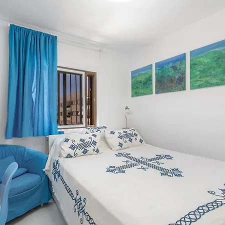 Апартаменты Apto Feliz-los Cristianos Beach, Pool & Center Арона